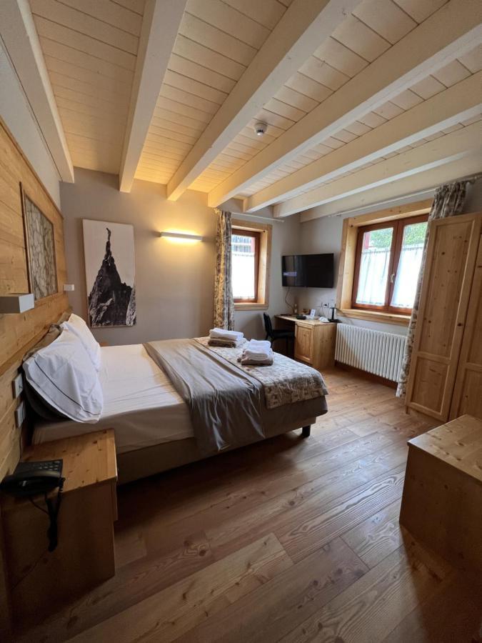 La Tana Dell'Orso Hotel & Spa Ponte Di Legno Luaran gambar