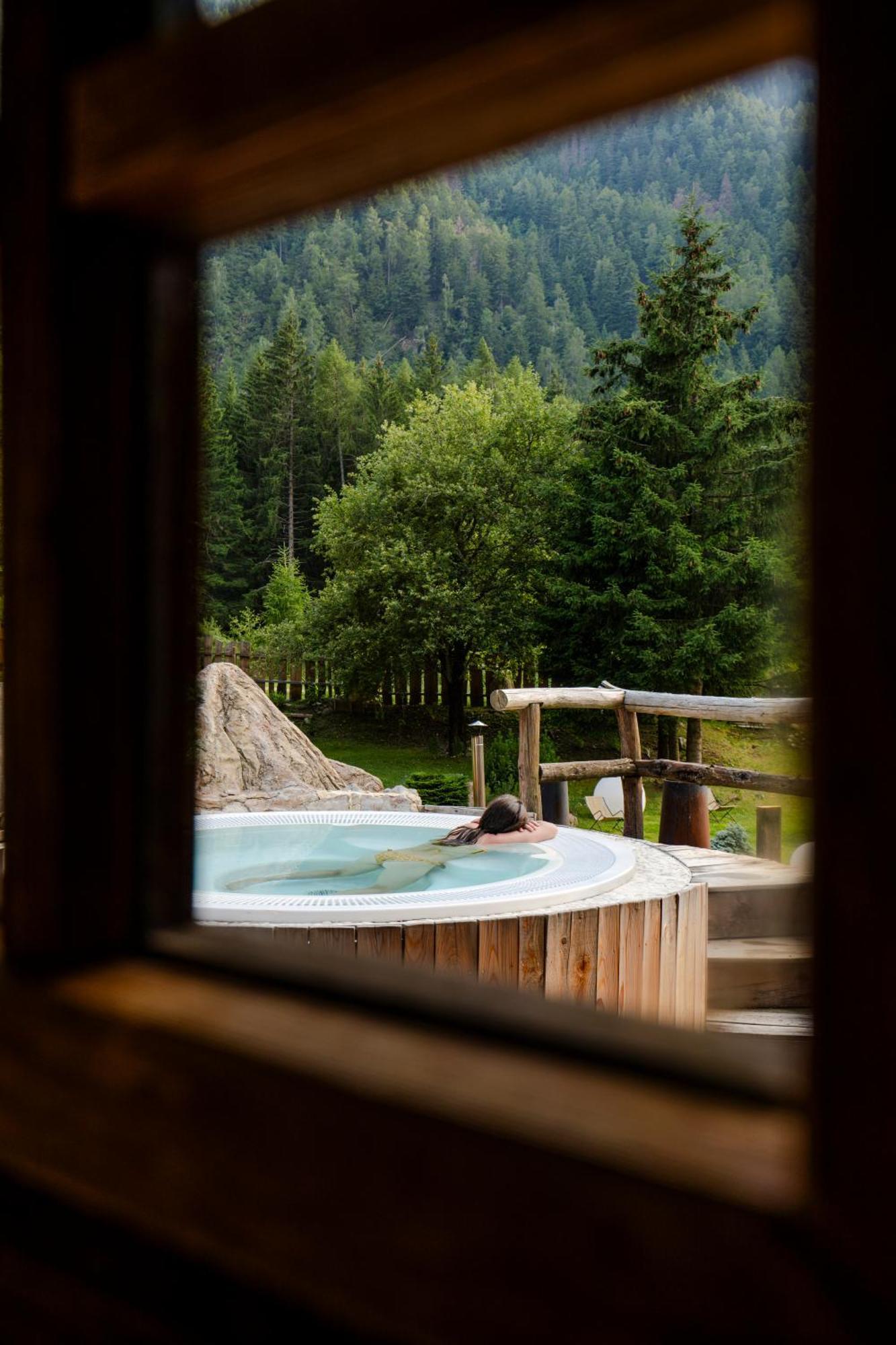 La Tana Dell'Orso Hotel & Spa Ponte Di Legno Luaran gambar