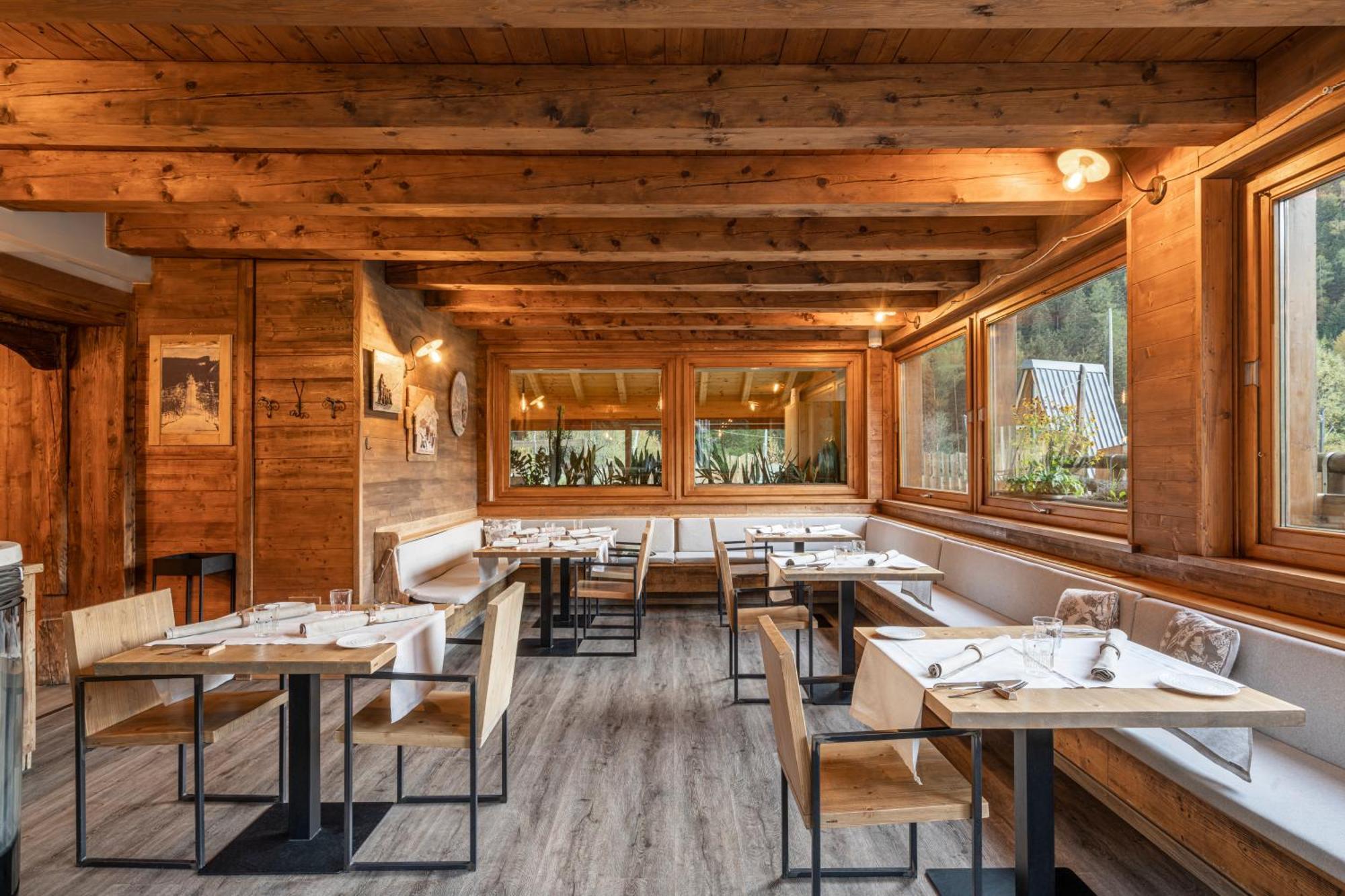 La Tana Dell'Orso Hotel & Spa Ponte Di Legno Luaran gambar