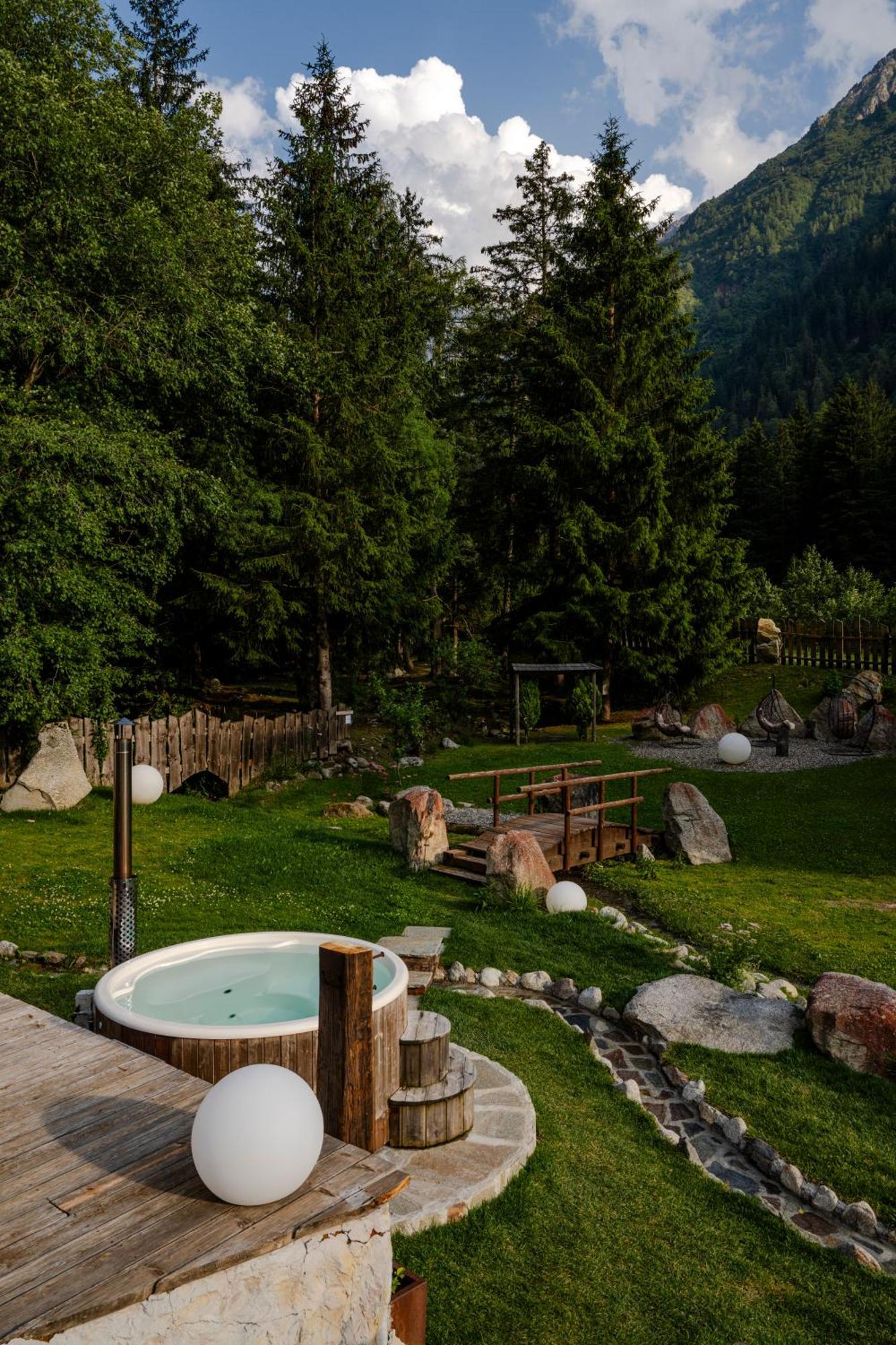 La Tana Dell'Orso Hotel & Spa Ponte Di Legno Luaran gambar