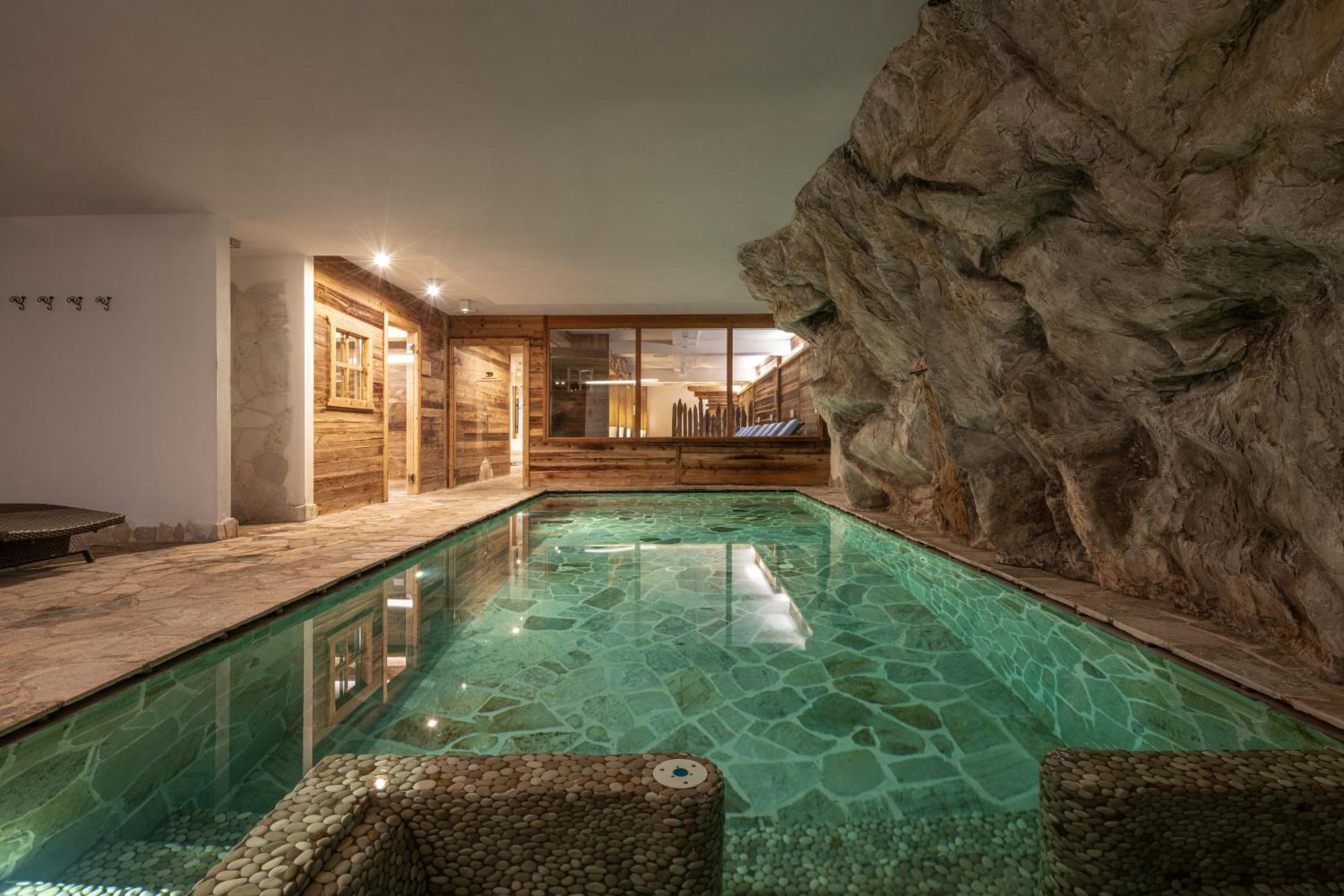 La Tana Dell'Orso Hotel & Spa Ponte Di Legno Luaran gambar