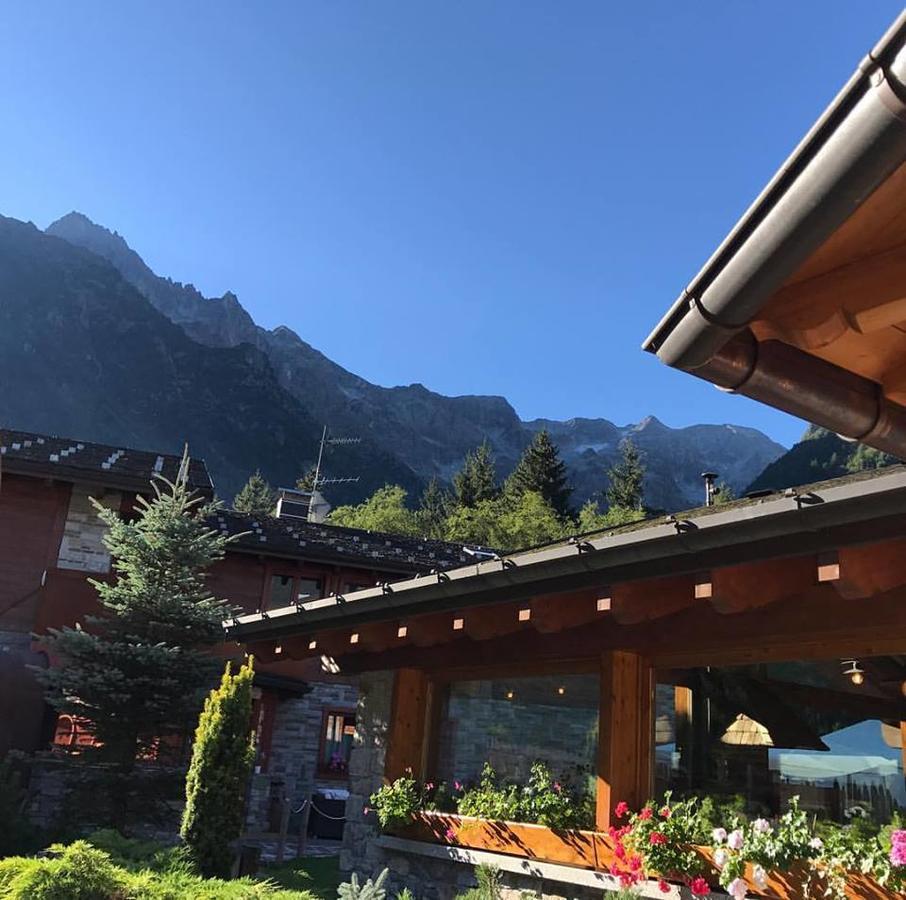 La Tana Dell'Orso Hotel & Spa Ponte Di Legno Luaran gambar