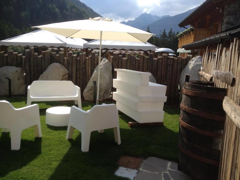 La Tana Dell'Orso Hotel & Spa Ponte Di Legno Luaran gambar